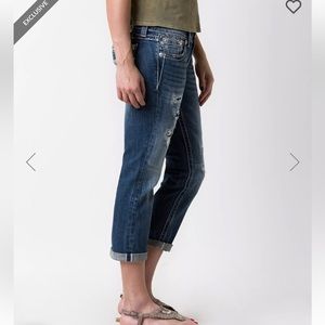 Miss Me 31 Signature Stretch Crop Jeans embellished distressed
